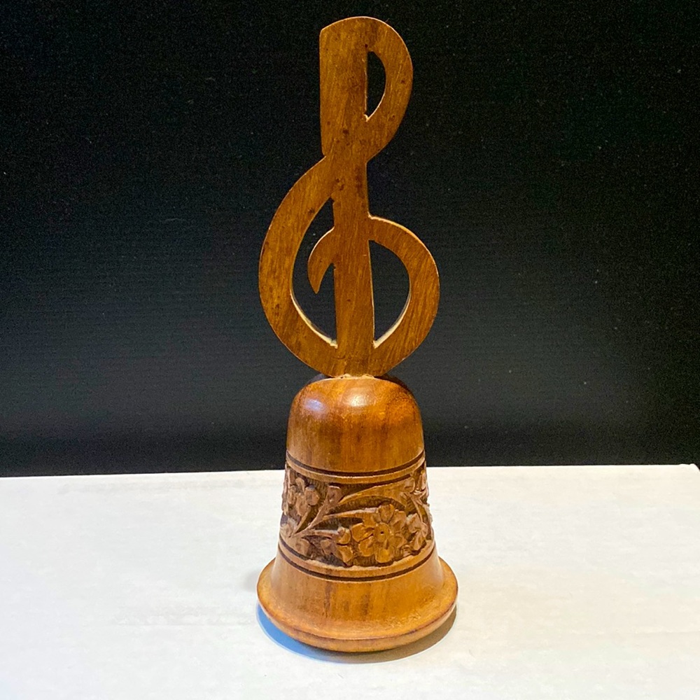 Vintage/antique wooden carved G clef wooden bell